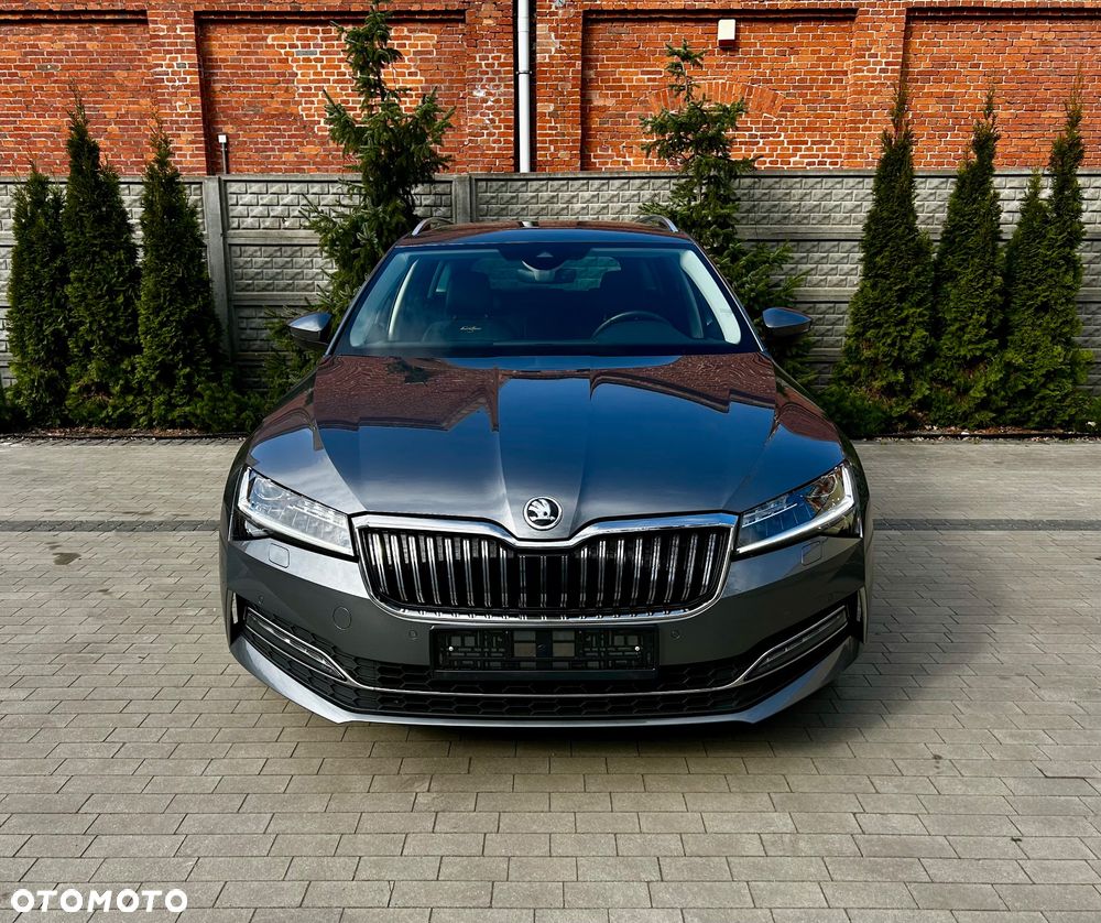 Skoda Superb 2.0 TDI SCR 4x4 L&K DSG - 5
