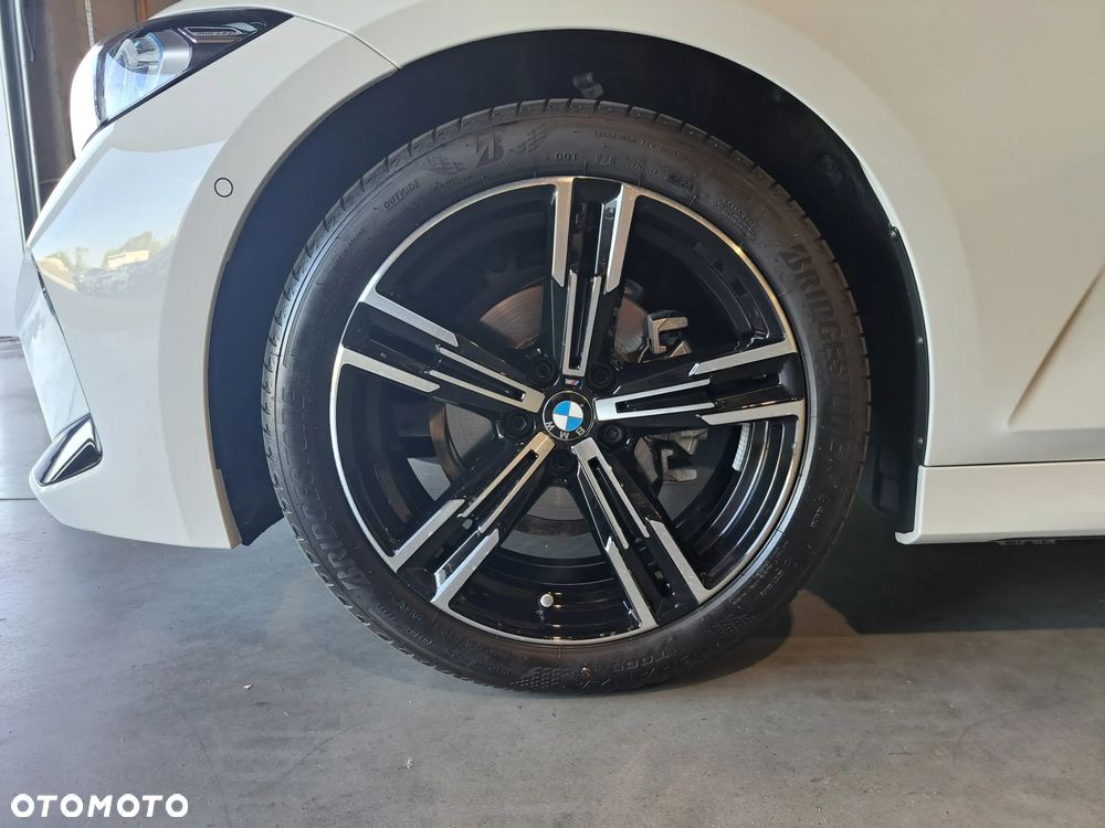 BMW Seria 3 318d mHEV M Sport - 8