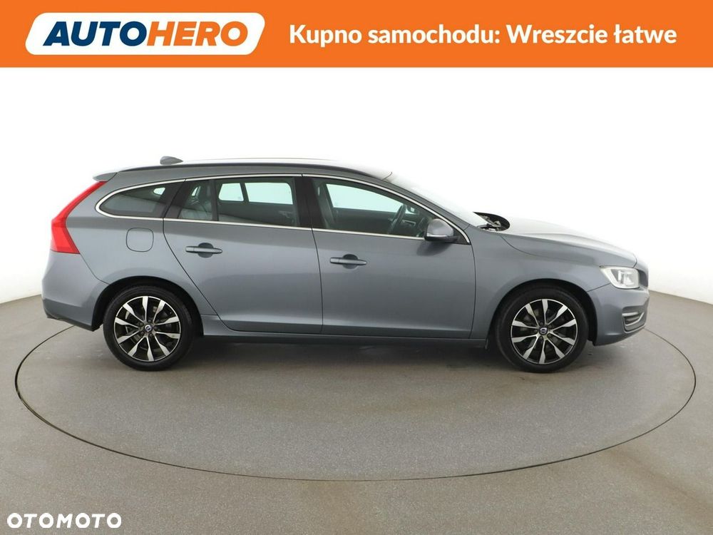 Volvo V60 D2 Summum - 10