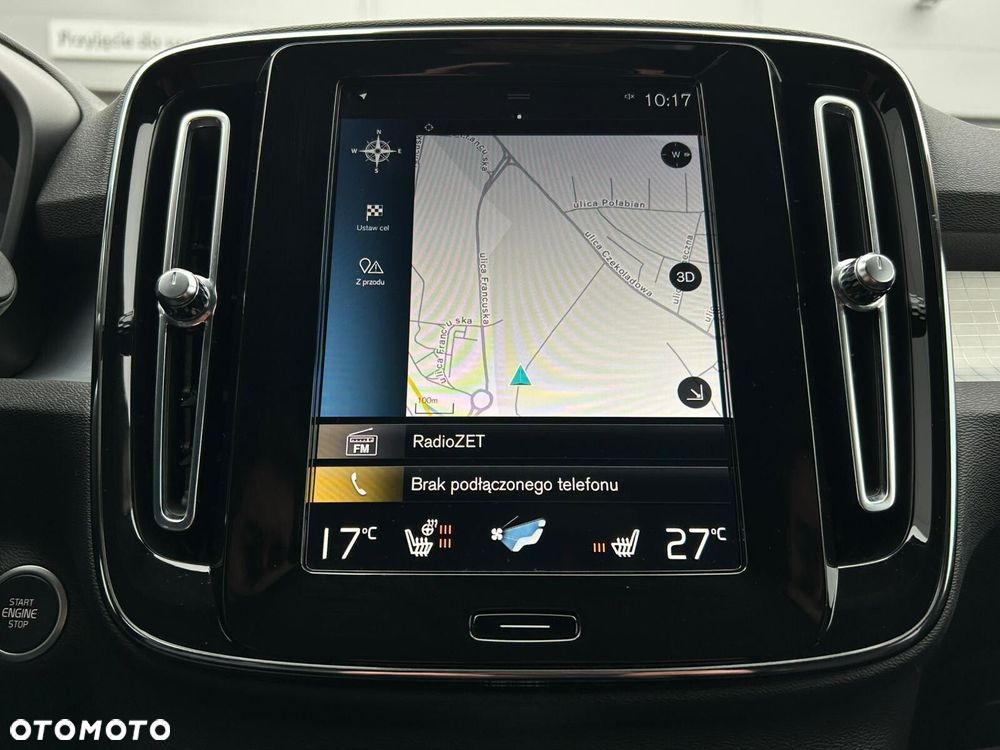 Volvo XC 40 T3 Momentum Pro - 26