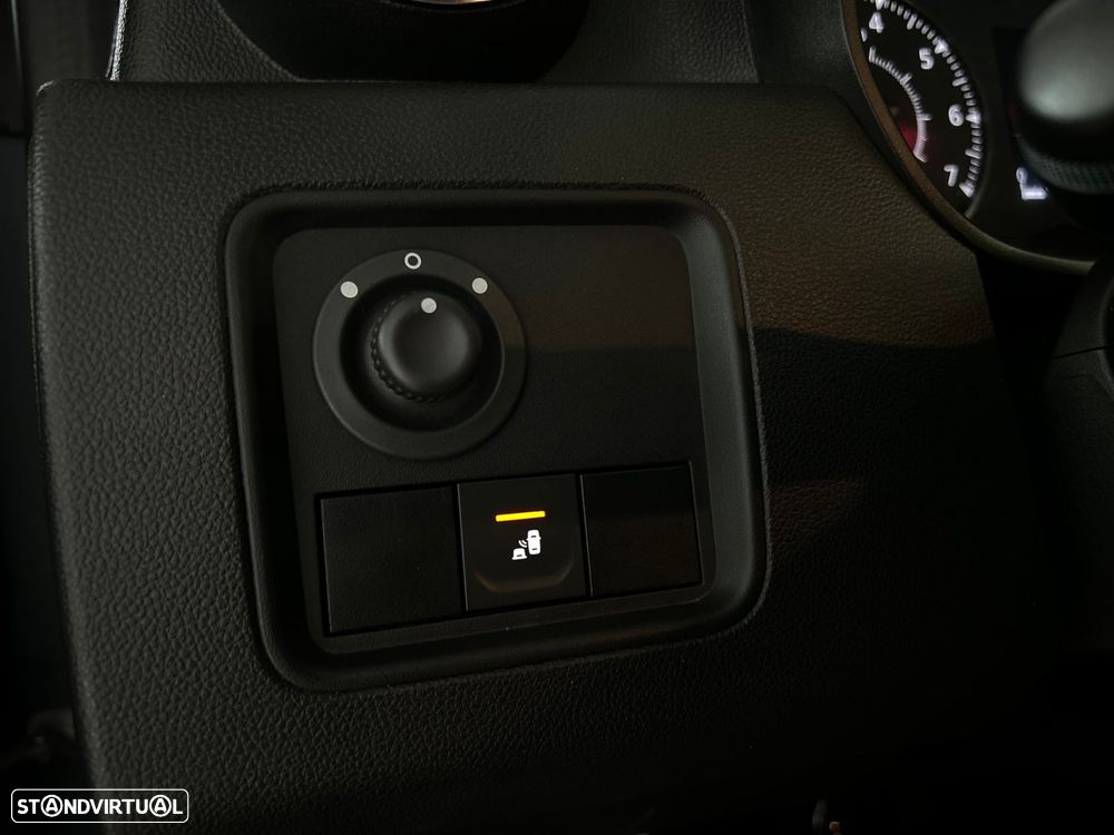 Dacia Duster 1.0 TCe SL Extreme - 31