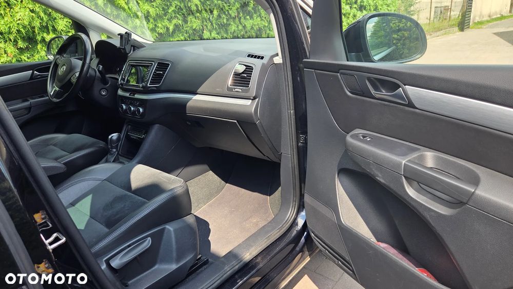 Volkswagen Sharan 2.0 TDI DSG BlueMotion Technology Highline - 10