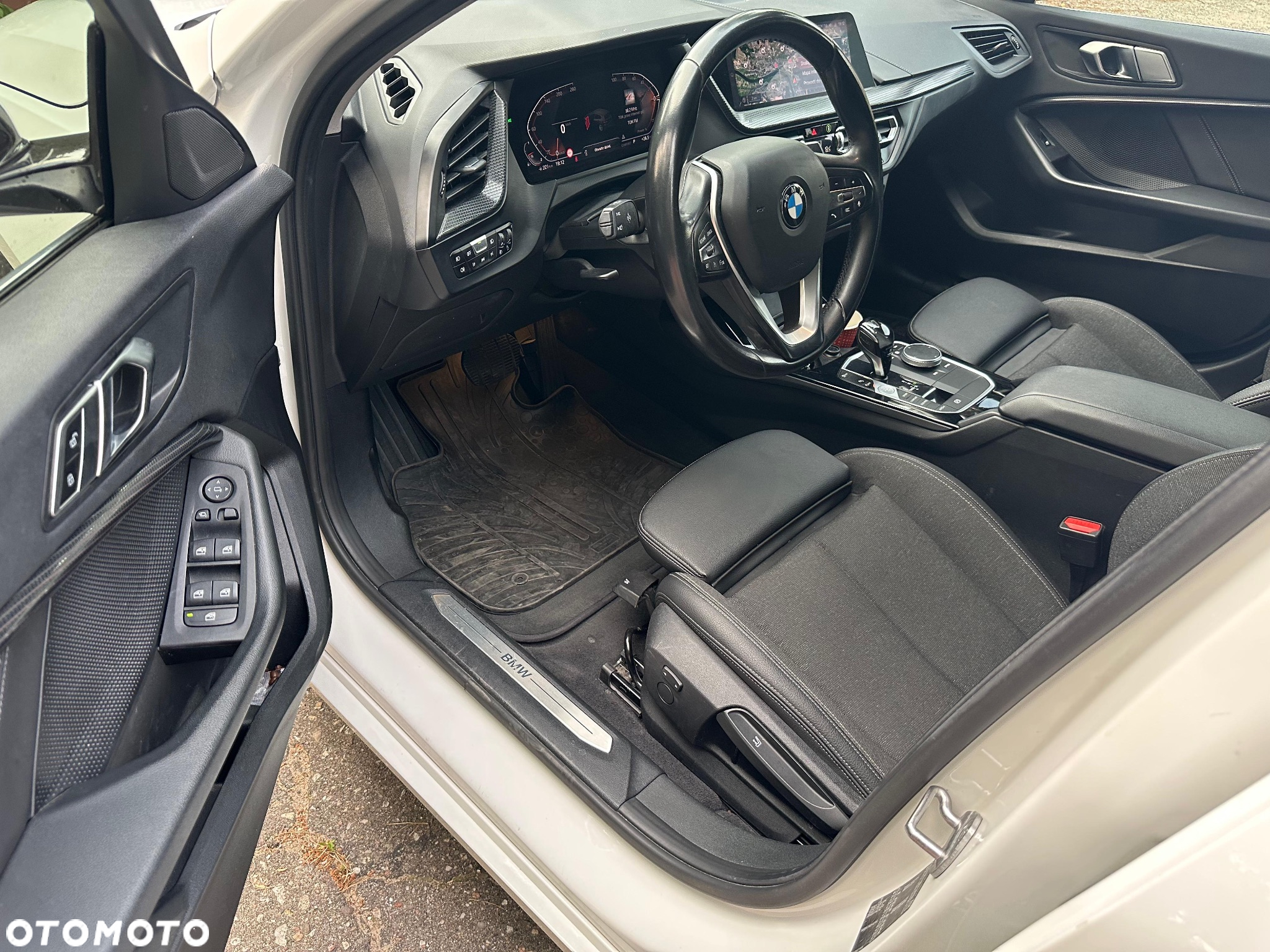 BMW Seria 1 118i Advantage - 9