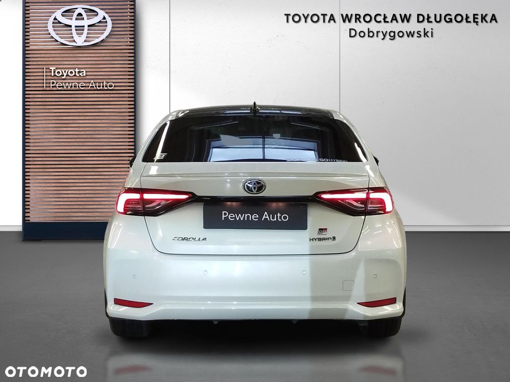 Toyota Corolla - 5
