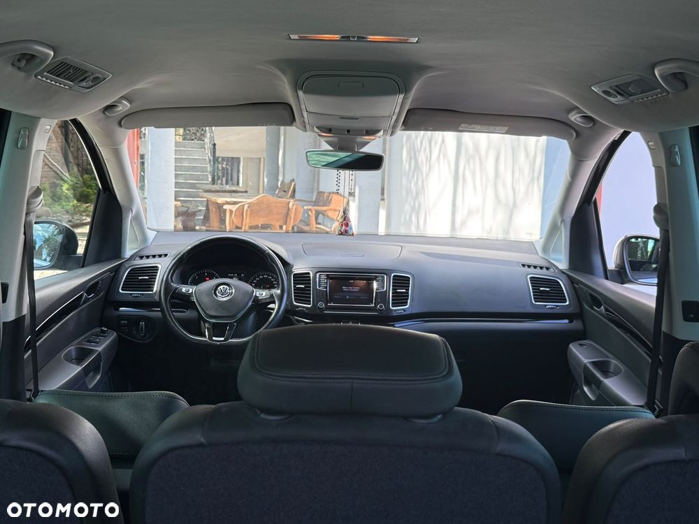 Volkswagen Sharan 2.0 TDI DSG (BlueMotion Technology) Highline - 34
