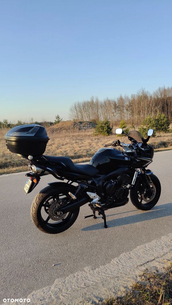 Yamaha FZ6 - 8