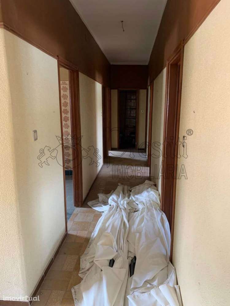 Prédio à venda em Mirandela - Grande imagem: 5/44