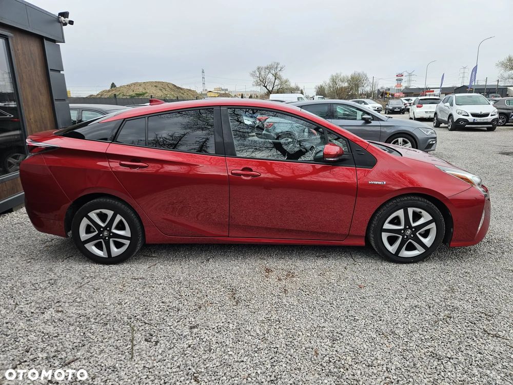 Toyota Prius Hybrid Comfort - 11