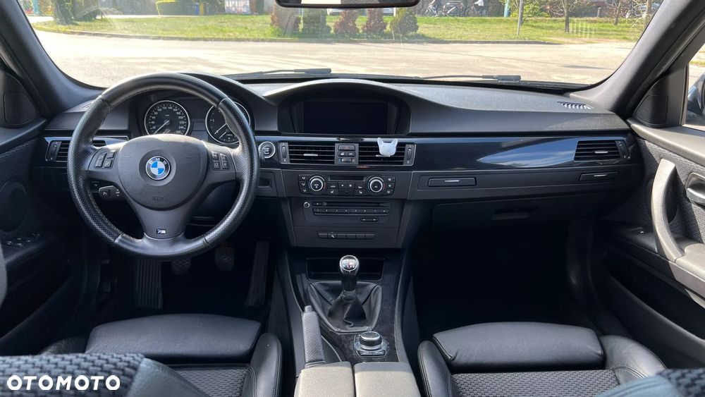 BMW Seria 3 330d - 12