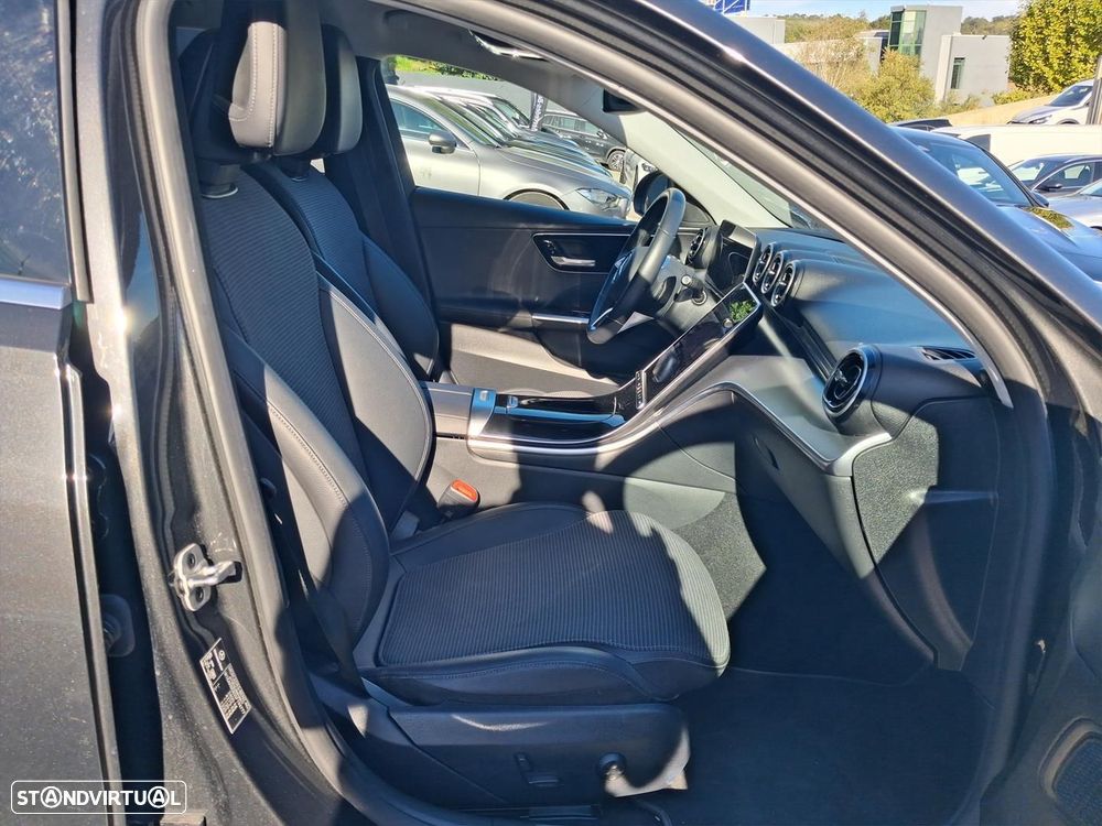 Mercedes-Benz C 220 d Avantgarde - 13