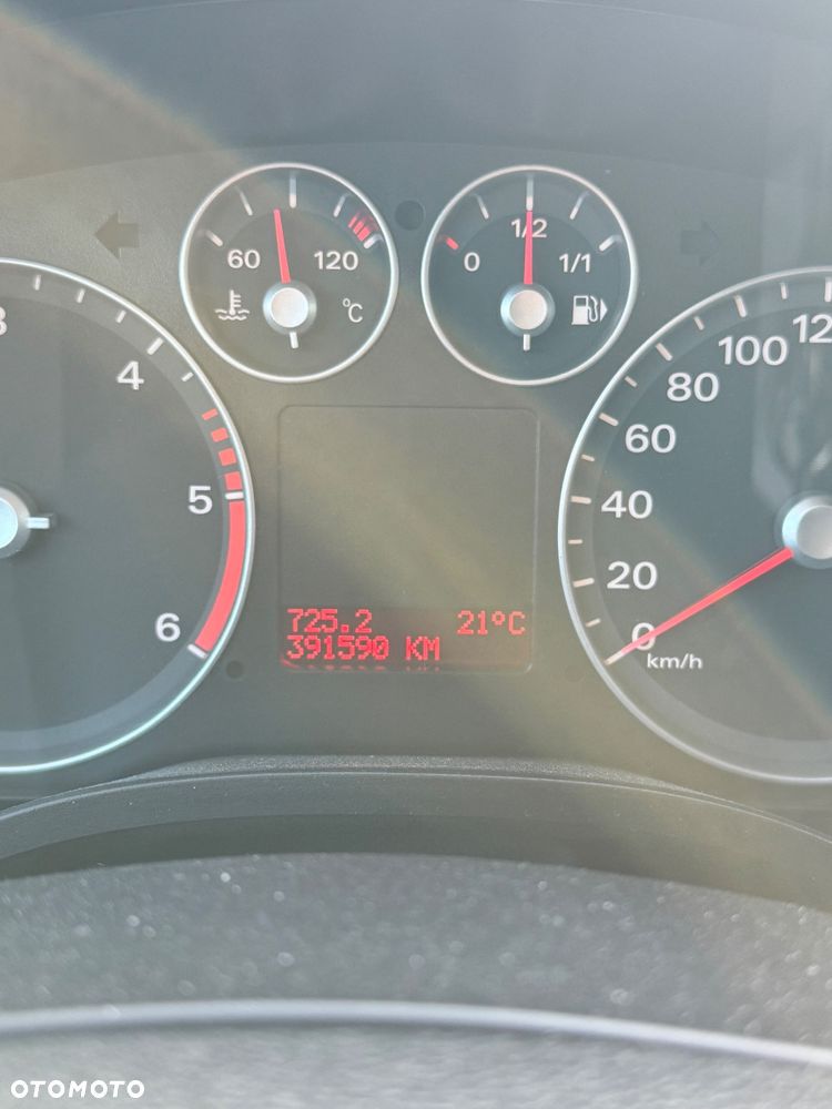 Ford Focus 1.8 TDCi Ghia - 9