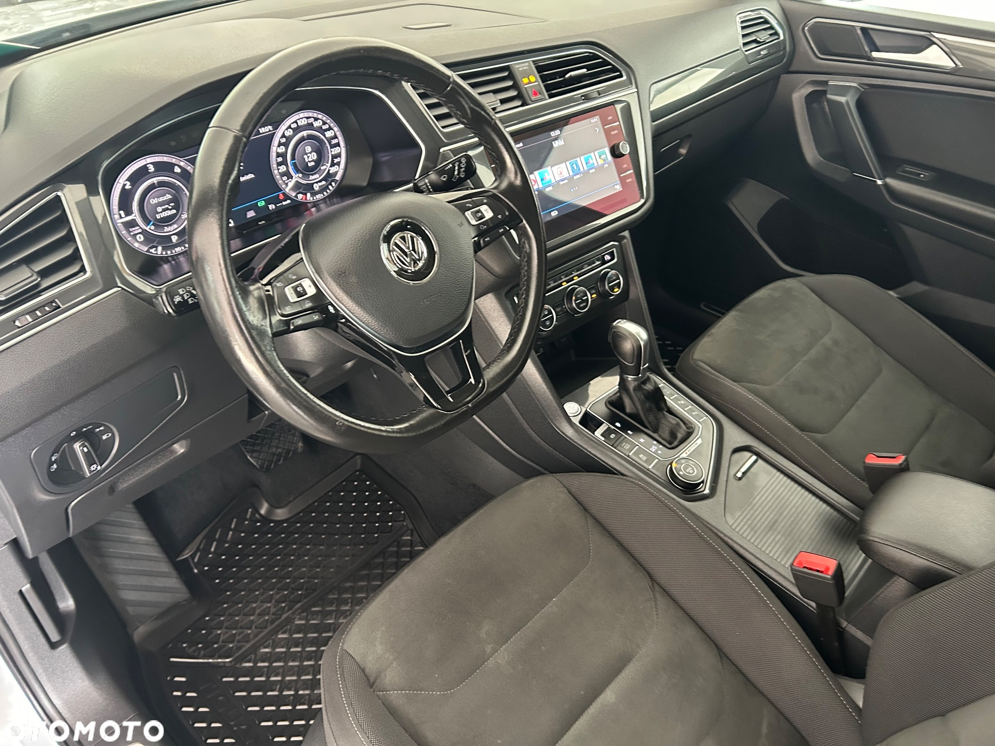 Volkswagen Tiguan 2.0 TDI 4Mot R-Line Plus DSG - 20