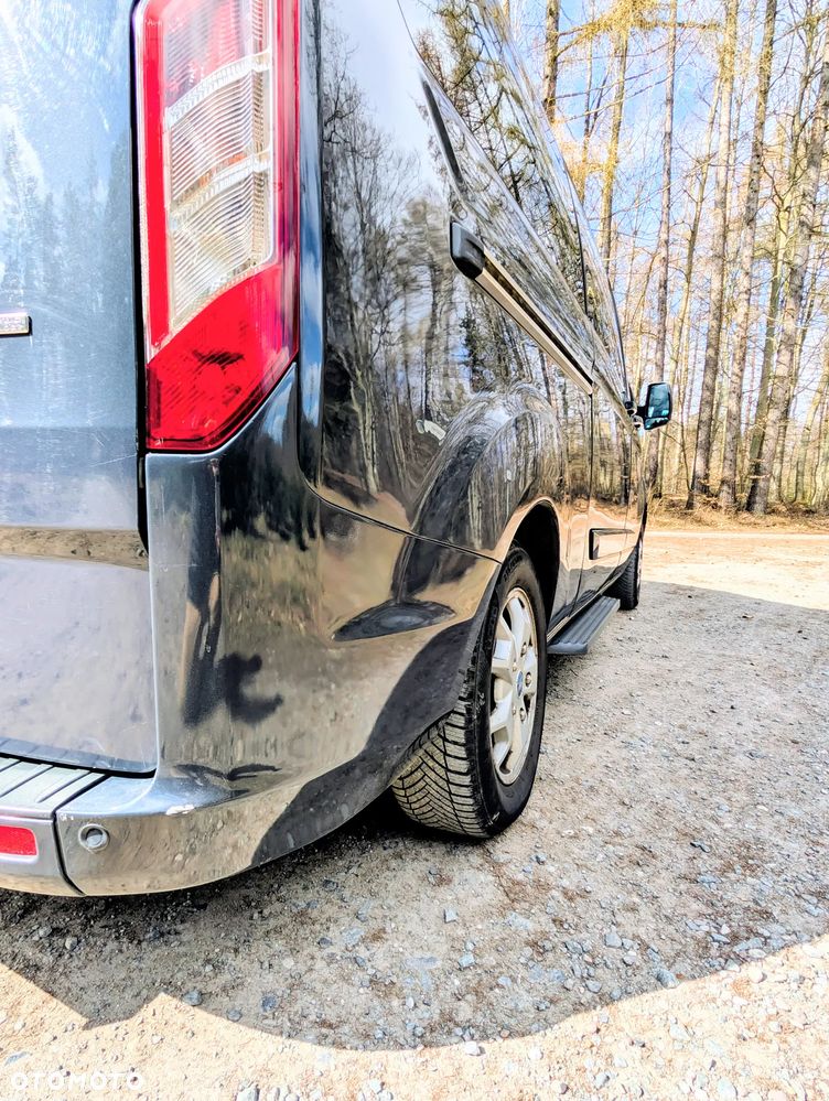 Ford Tourneo Custom - 5
