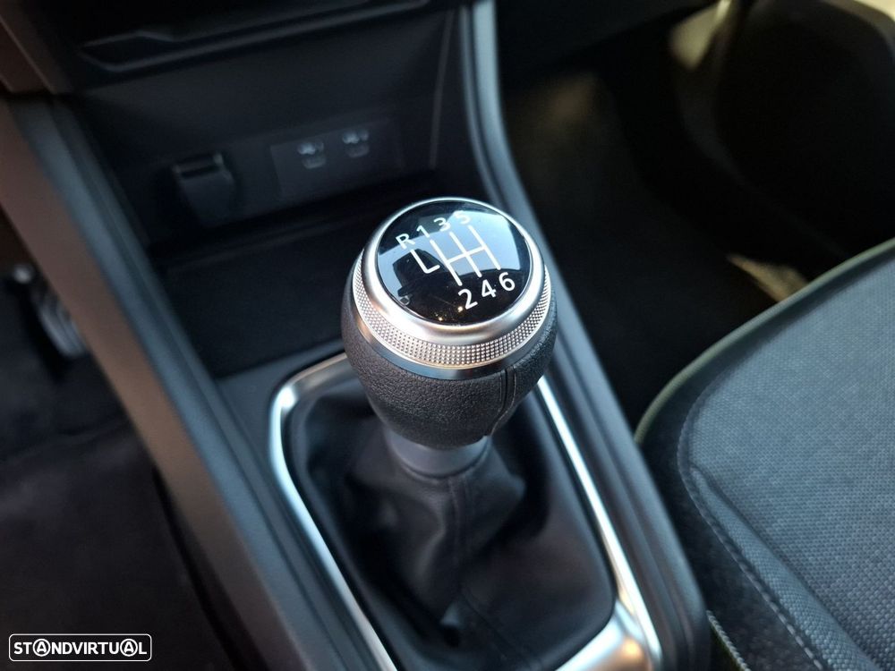 Renault Captur 1.0 TCe Techno Bi-Fuel - 18