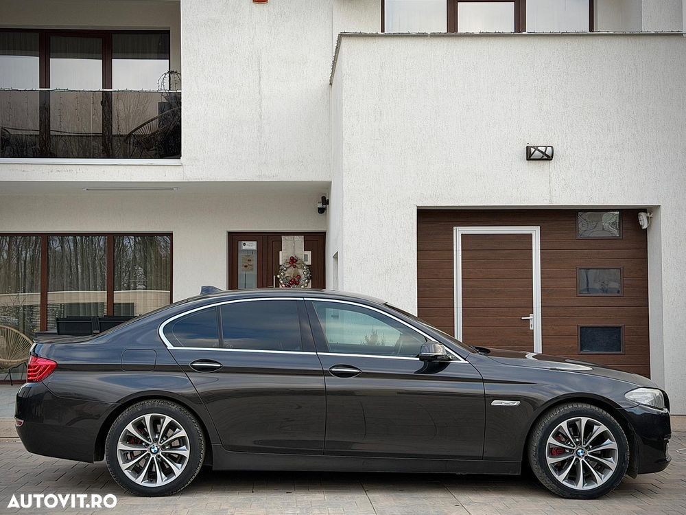 BMW Seria 5 520d Aut. Luxury Line - 9