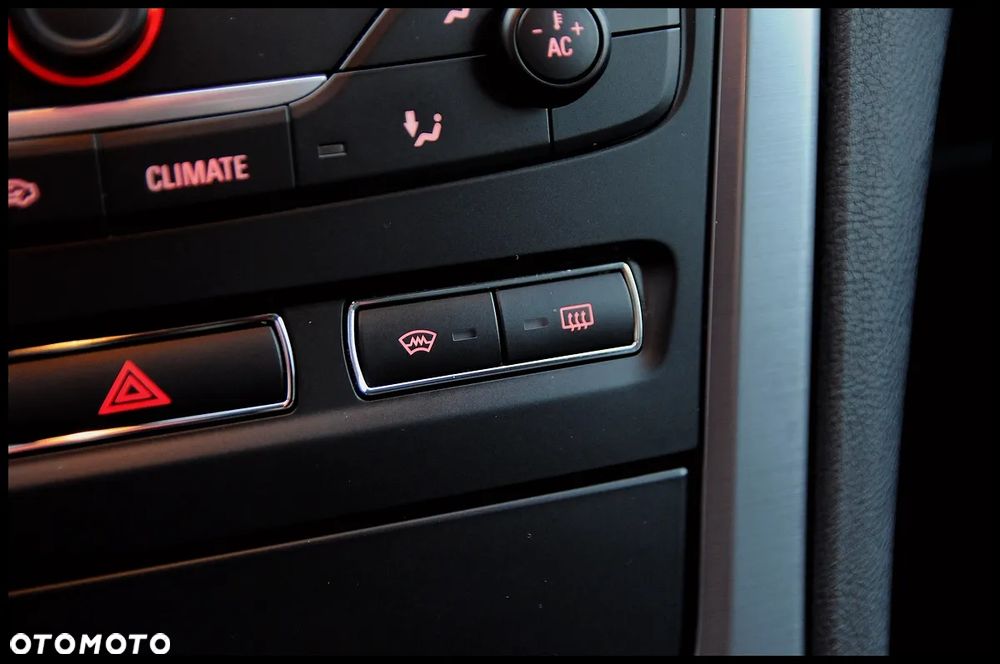 Ford Mondeo 2.0 TDCi Titanium - 36