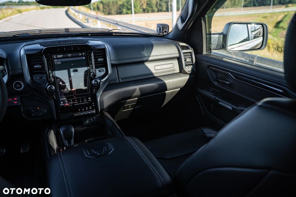 RAM 1500 - 16