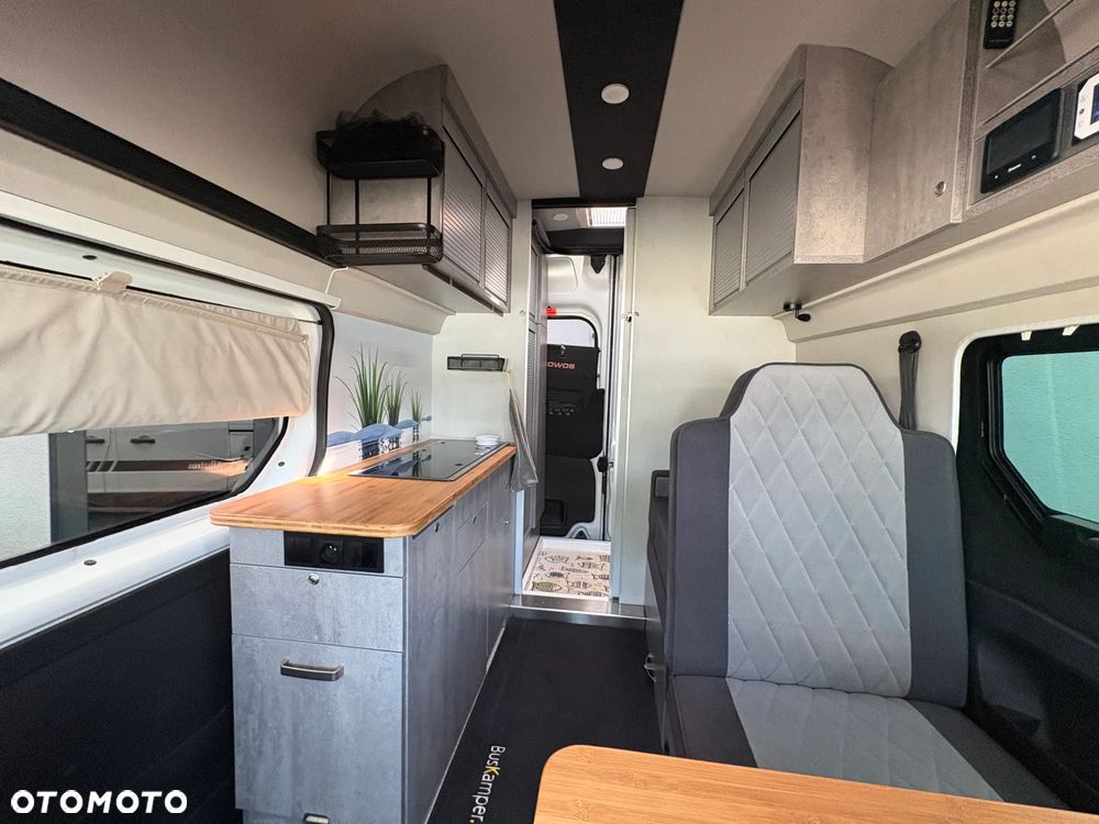 Renault Trafic - 12