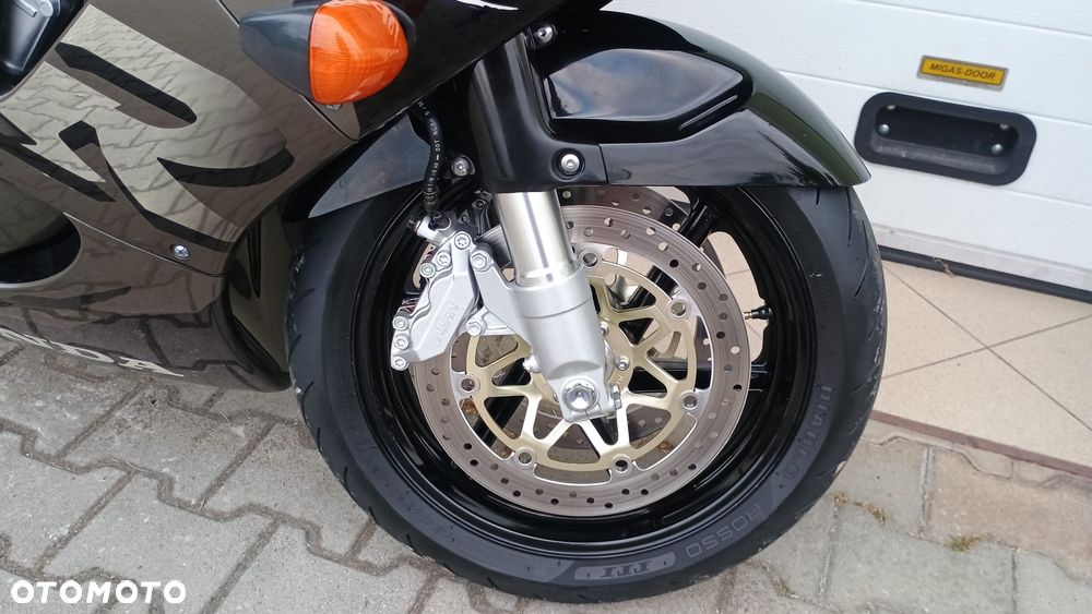 Honda CBR - 29