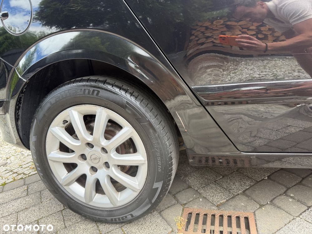 Opel Astra 1.9 CDTI - 29