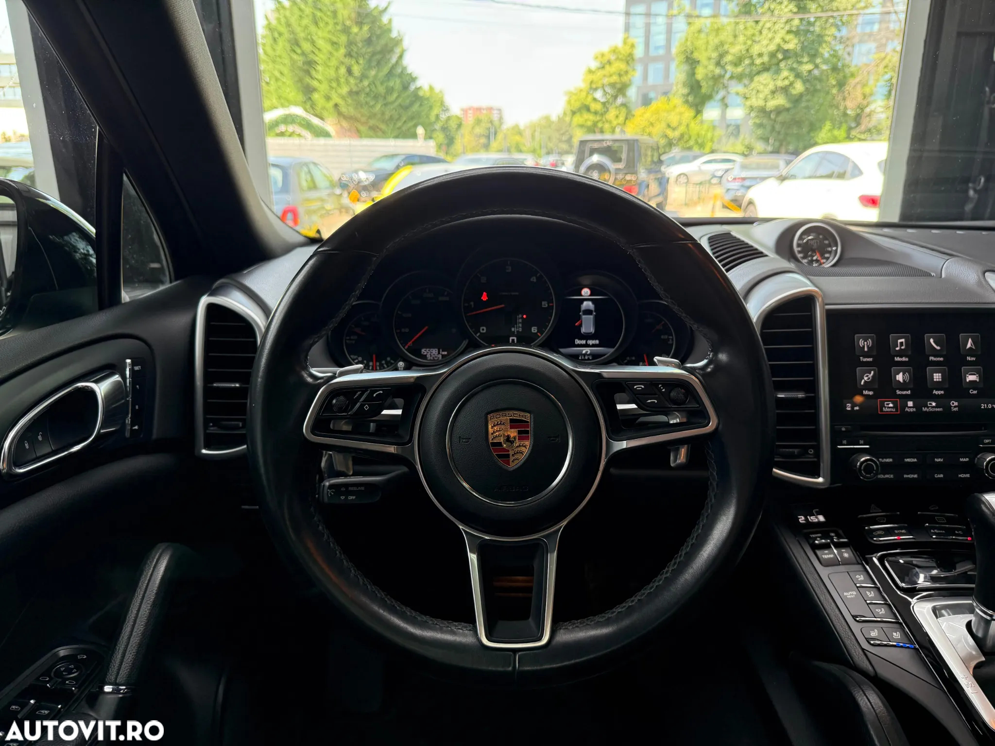 Porsche Cayenne 3.0 L - 19