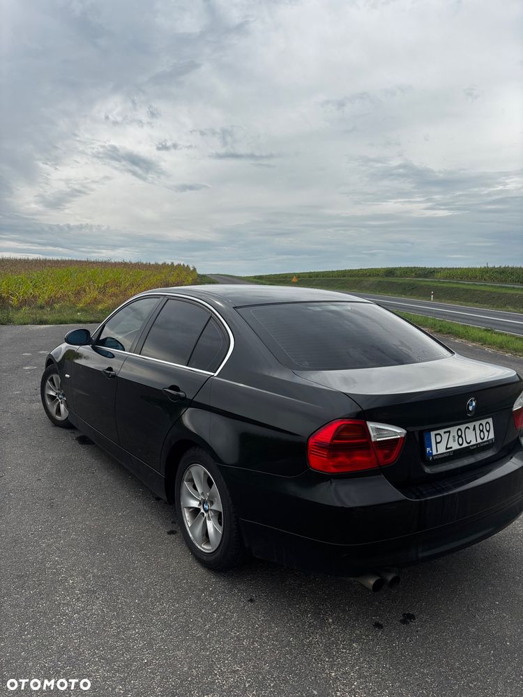 BMW Seria 3 325i - 5