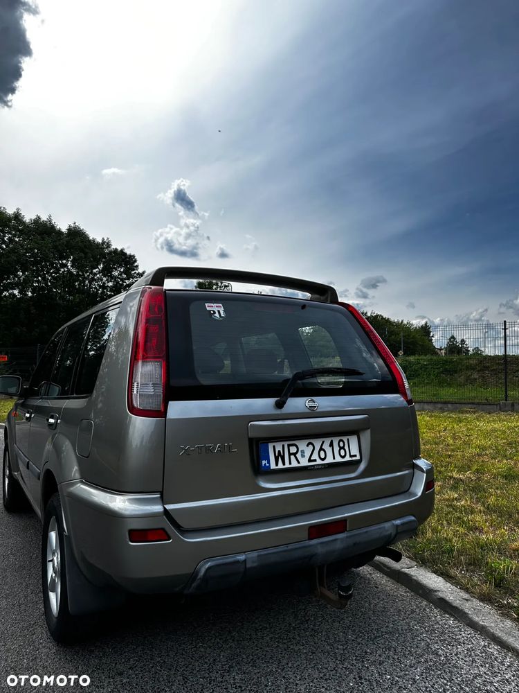 Nissan X-Trail 2.0 4x4 Comfort - 2