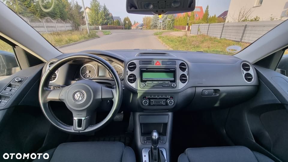 Volkswagen Tiguan - 12