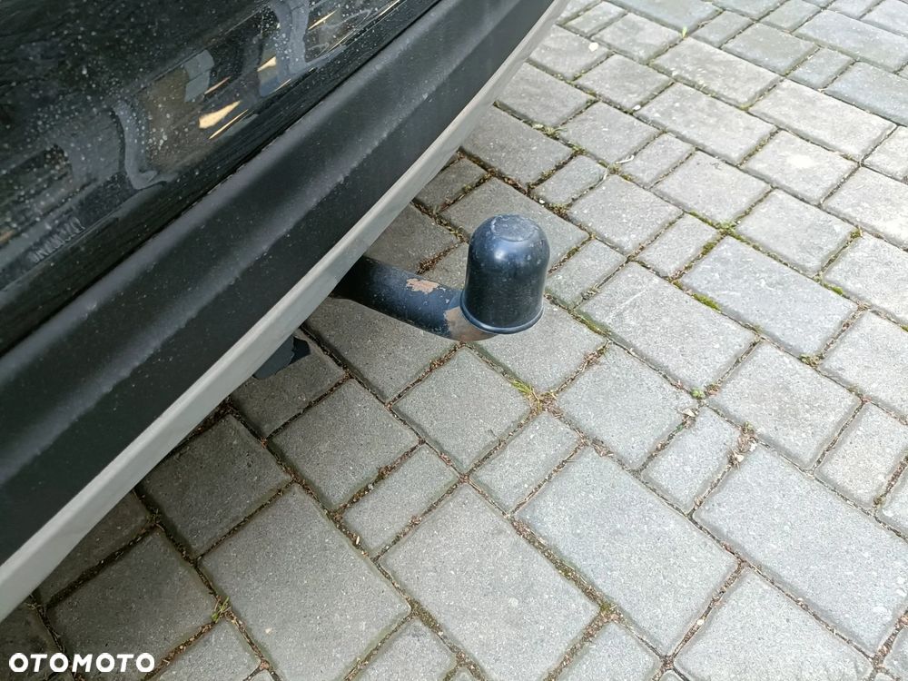 Kia Sorento 2.0 CRDI L - 28