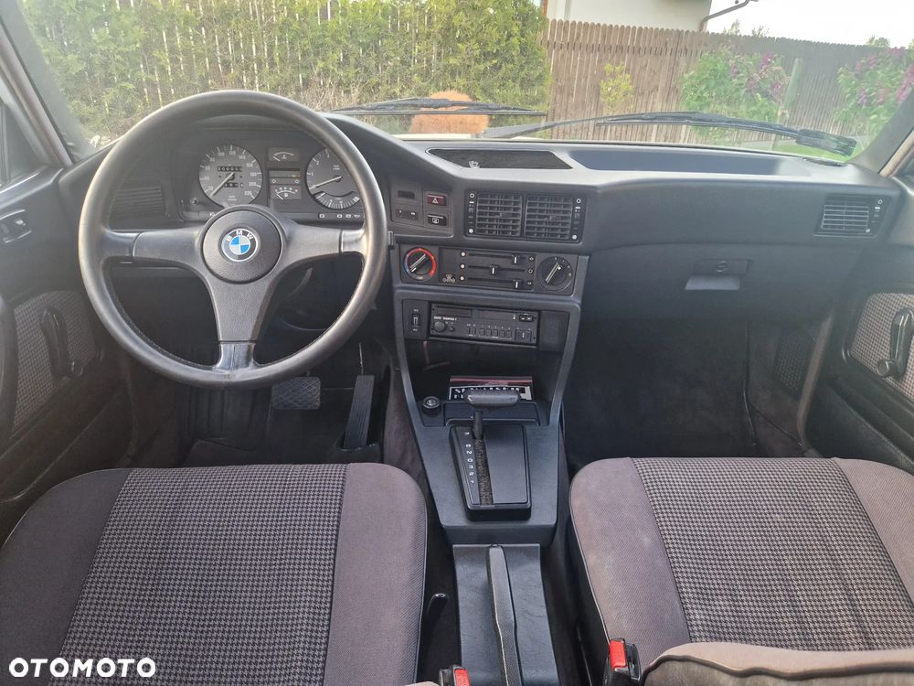 BMW Seria 5 - 25