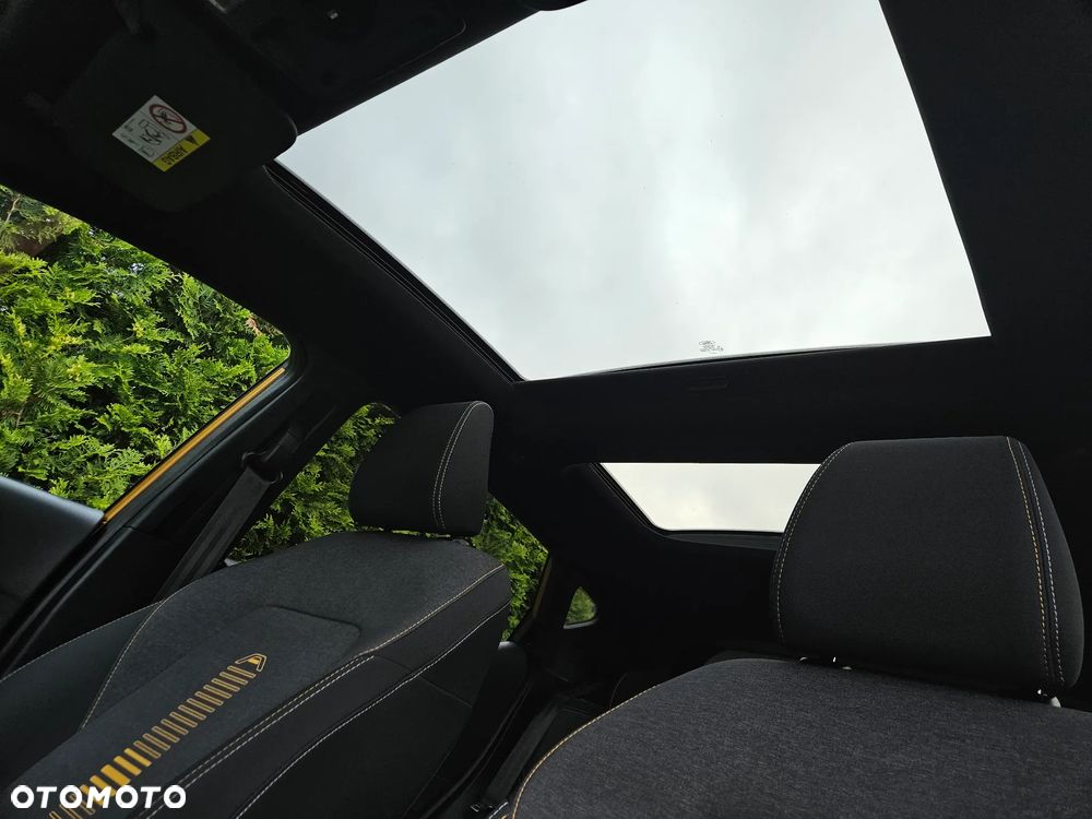 Ford Fiesta 1.0 EcoBoost S&S ACTIVE COLOURLINE - 32