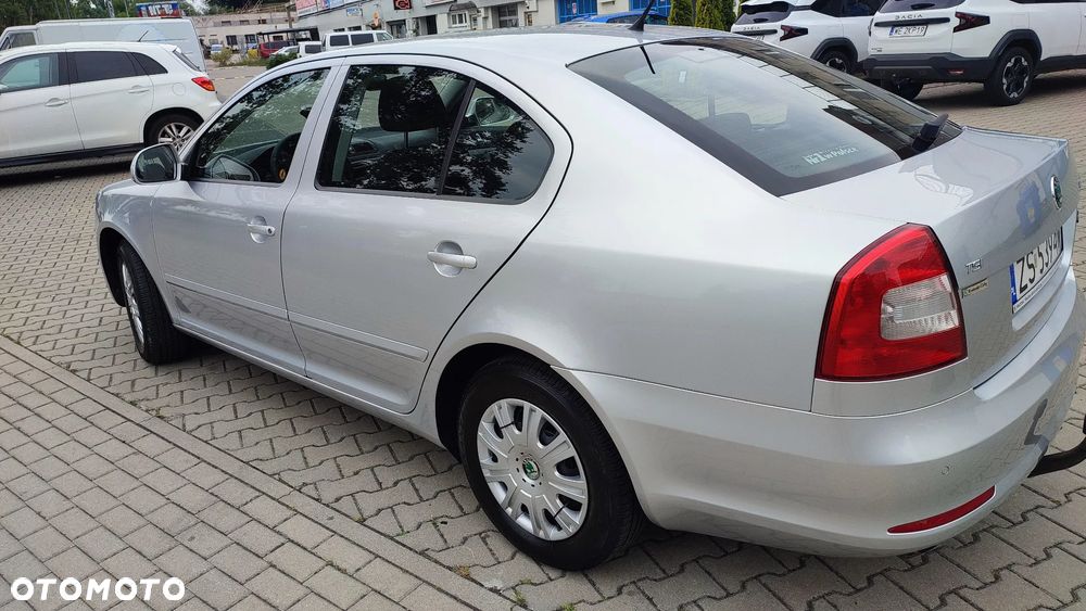 Skoda Octavia 2012 photo 4