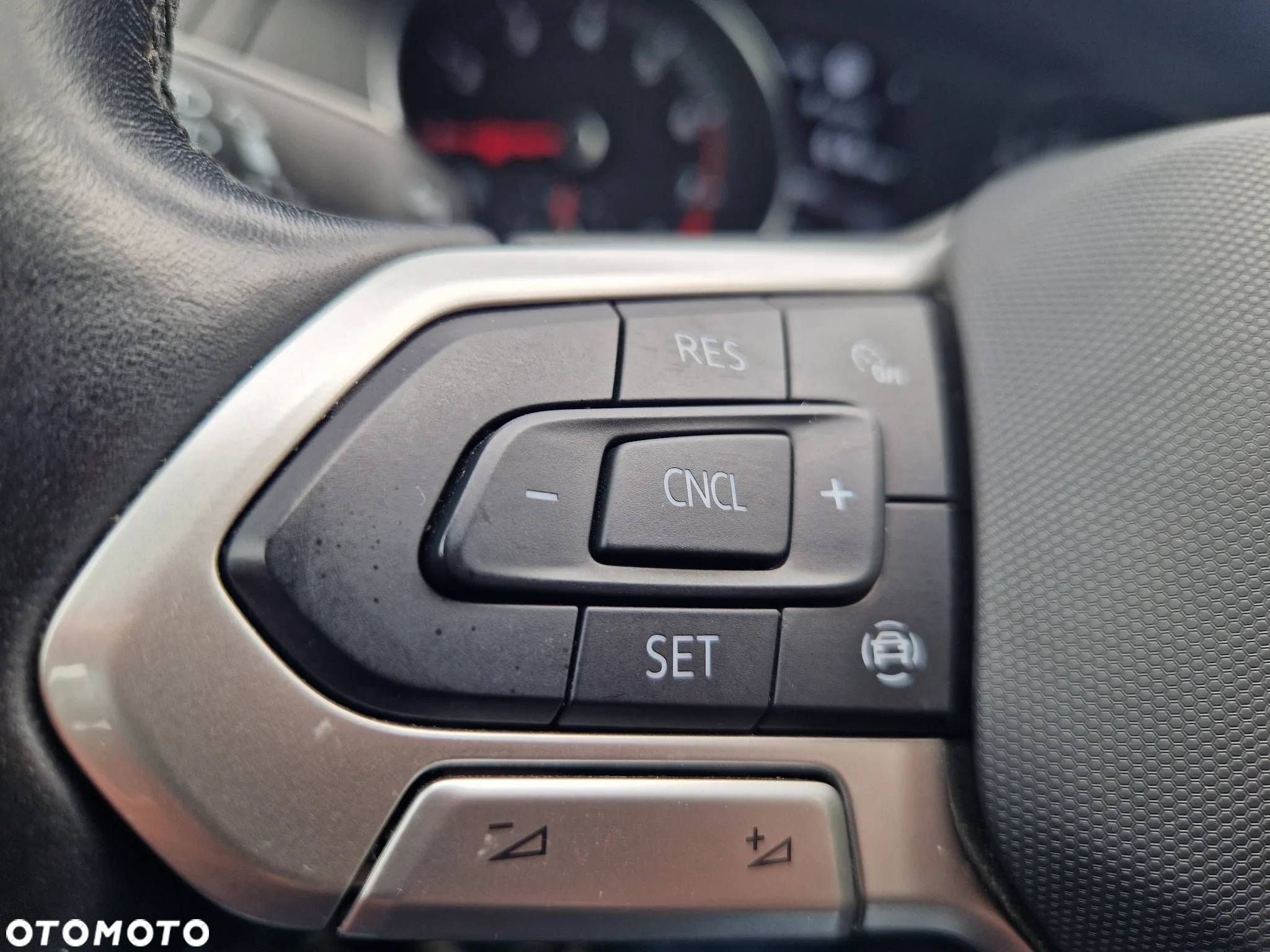 Volkswagen Passat 1.5 TSI EVO Essence DSG - 25