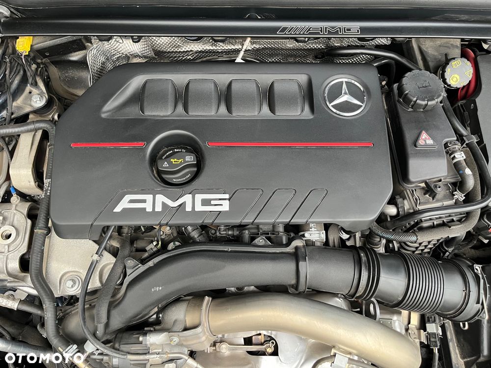 Mercedes-Benz CLA AMG 35 4-Matic 7G-DCT - 11