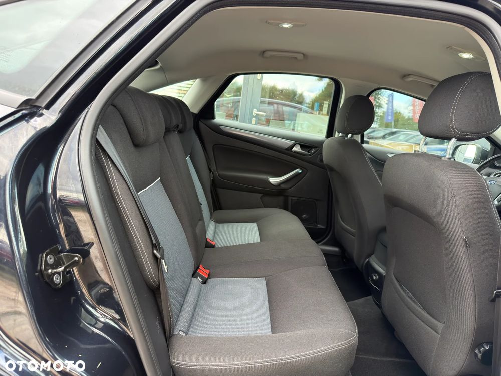Ford Mondeo 2.0 TDCi Titanium - 31