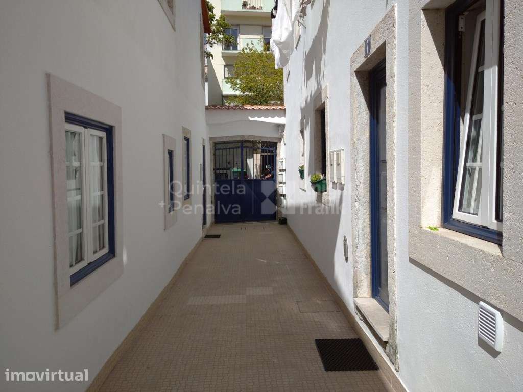 Conjunto de 4 apartamentos para venda em Lisboa - Grande imagem: 3/24