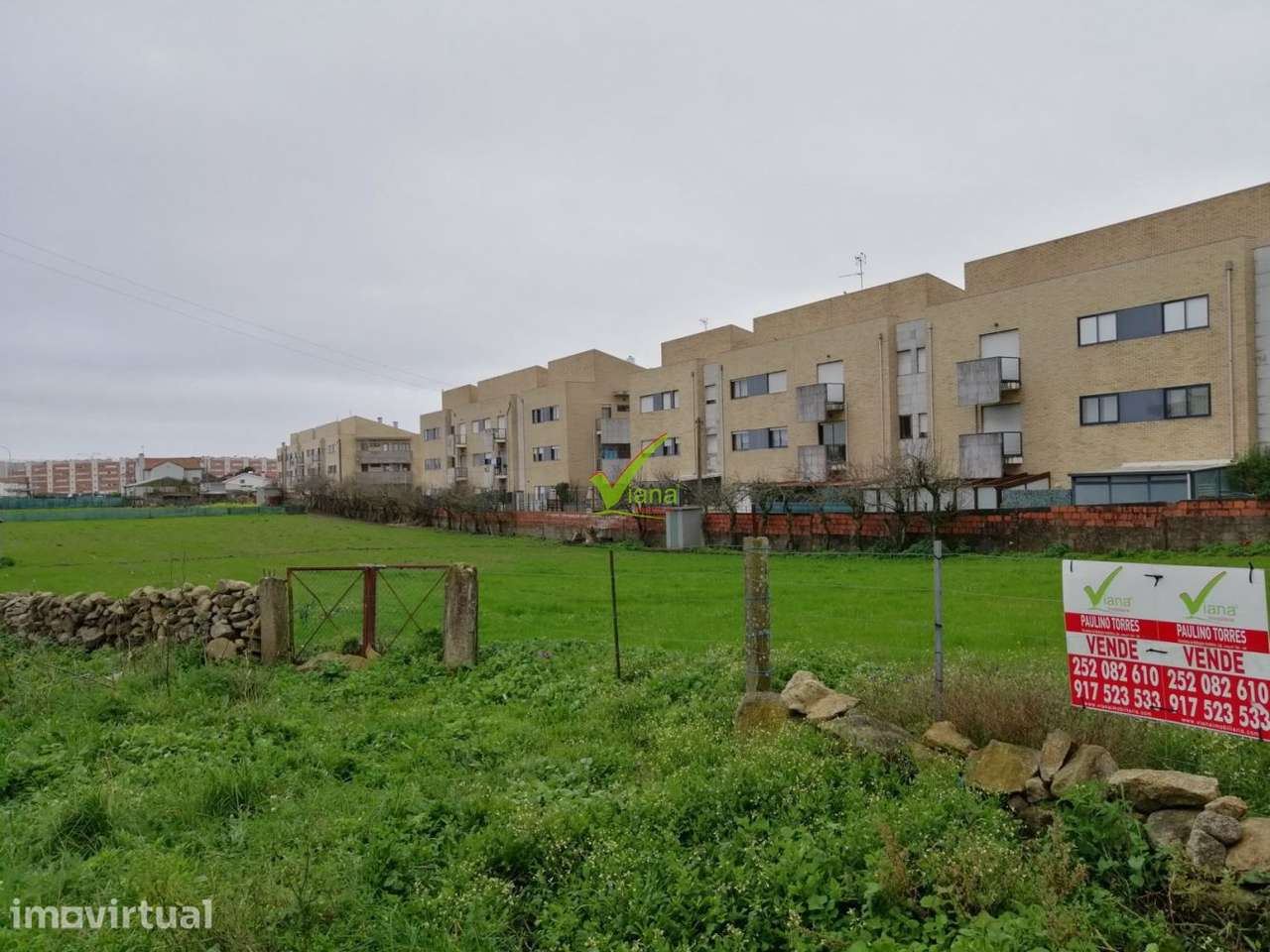 Terreno junto à Via B da Póvoa de Varzim - Grande imagem: 2/12