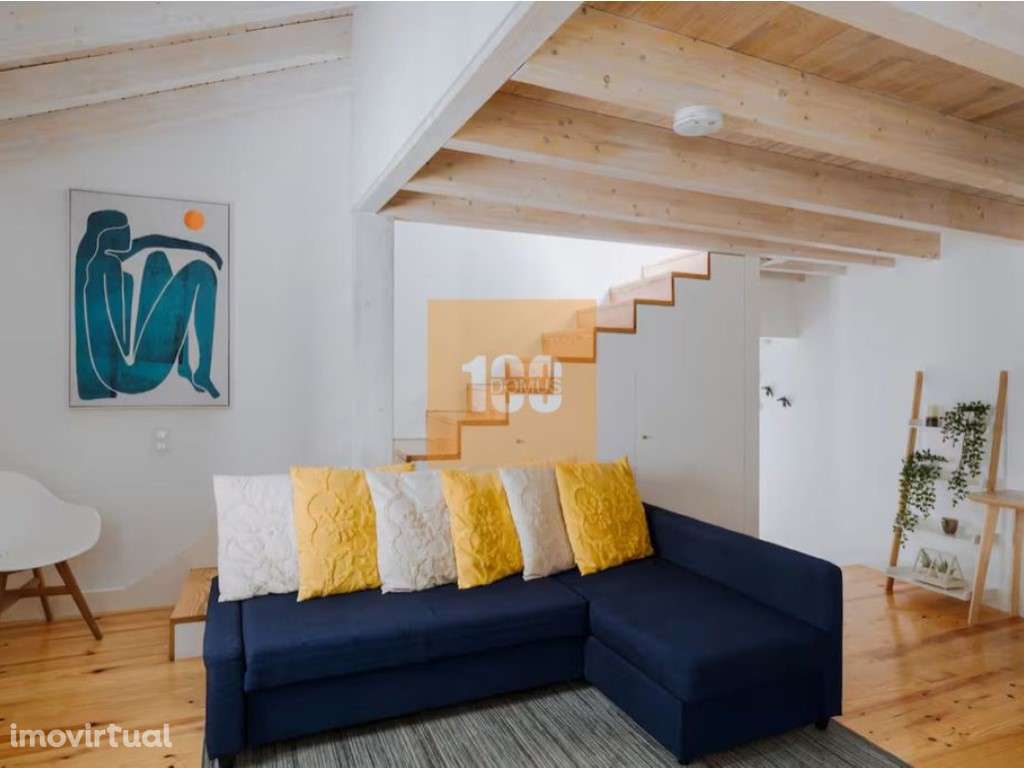 Duplex na Baixa do Porto com rentabilidade - equipada e mobilada - Grande imagem: 4/25