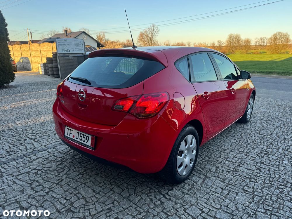 Opel Astra 1.6 Edition Sport - 5