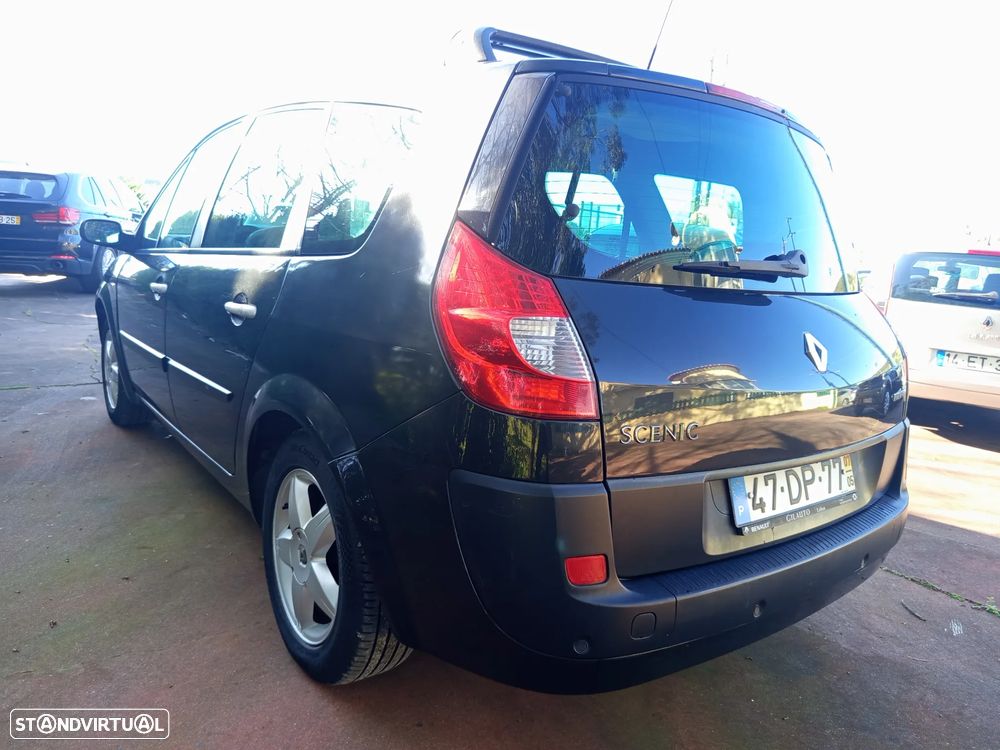 Renault Grand Scénic - 7