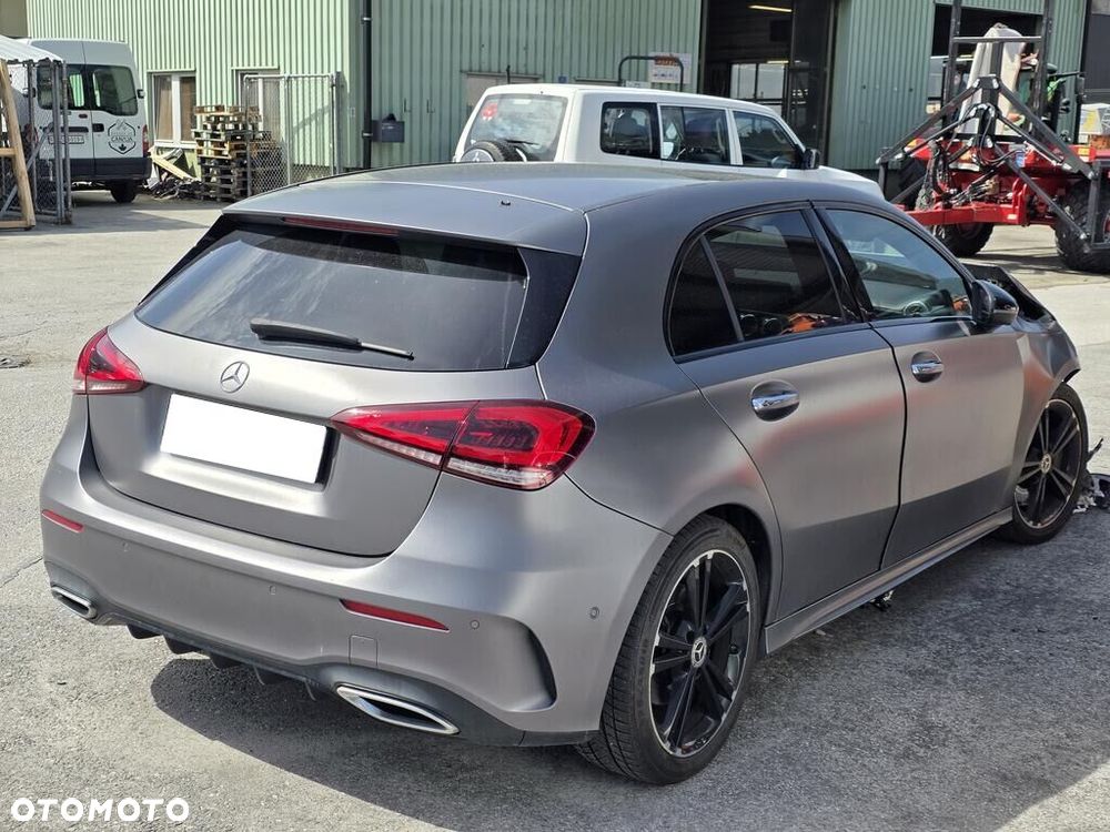 Mercedes-Benz Klasa A 250 7G-DCT AMG Line - 3