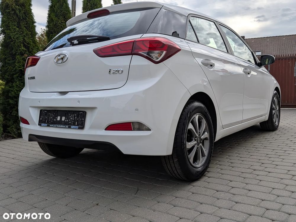 Hyundai i20 1.2 Intro Edition - 10