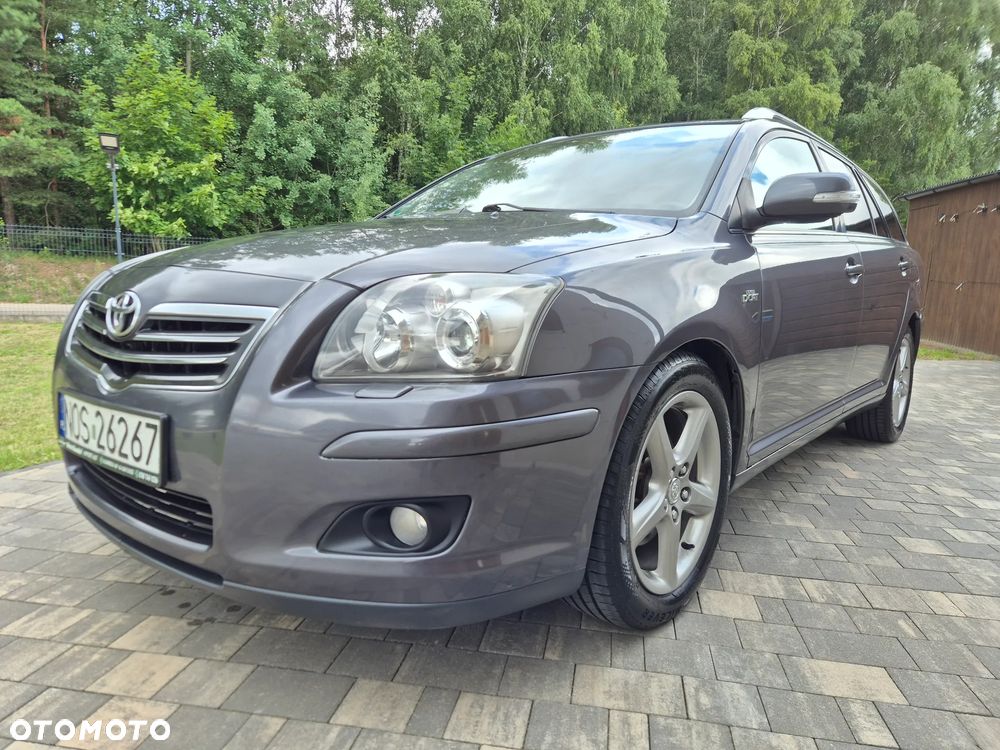 Toyota Avensis 2.2 D-CAT Sol plus NAVI - 19