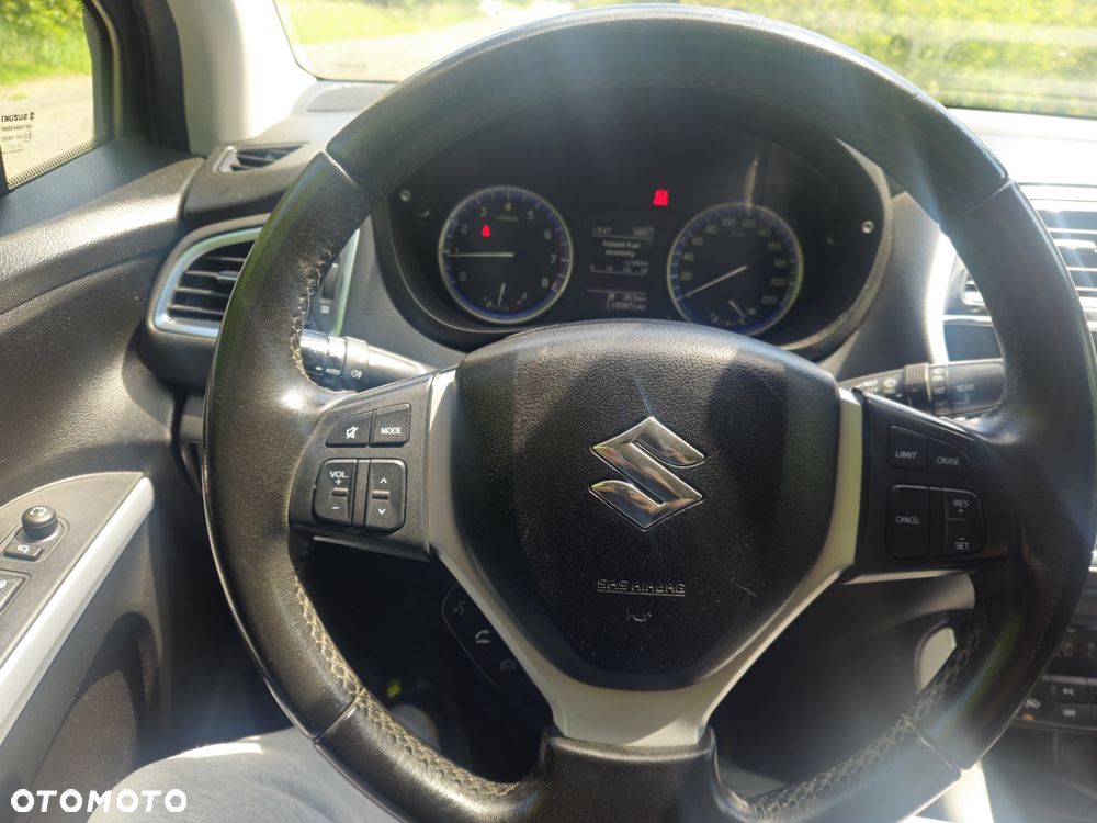 Suzuki SX4 S-Cross - 13