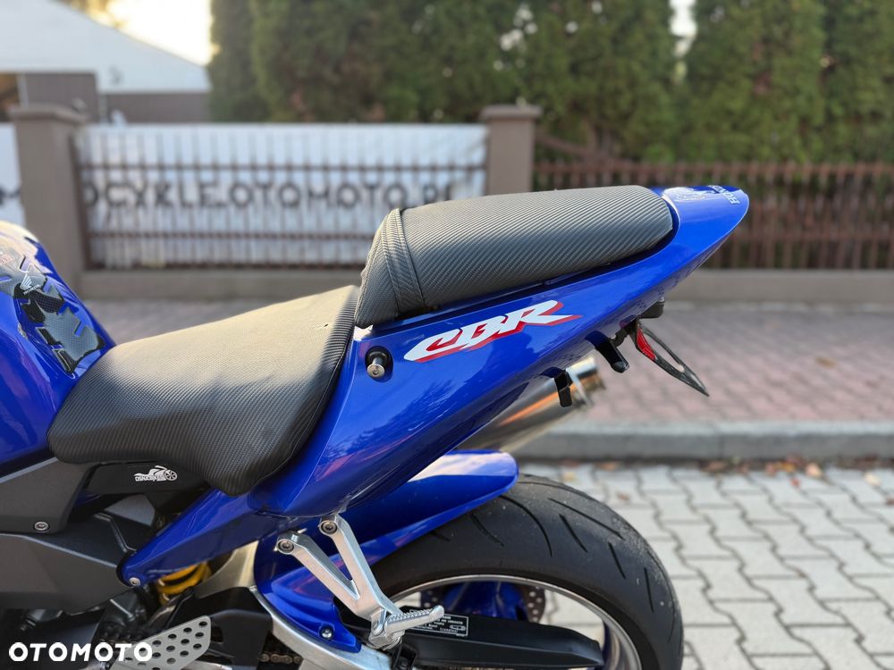 Honda CBR - 29
