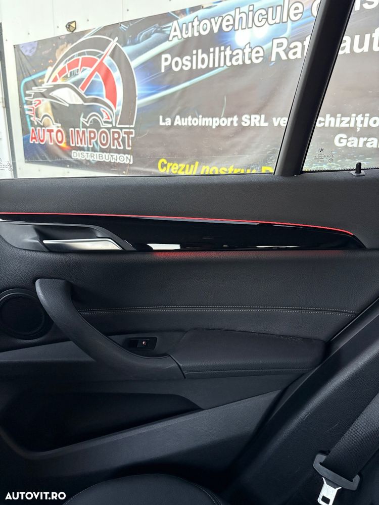 BMW X1 xDrive20i AT xLine - 23