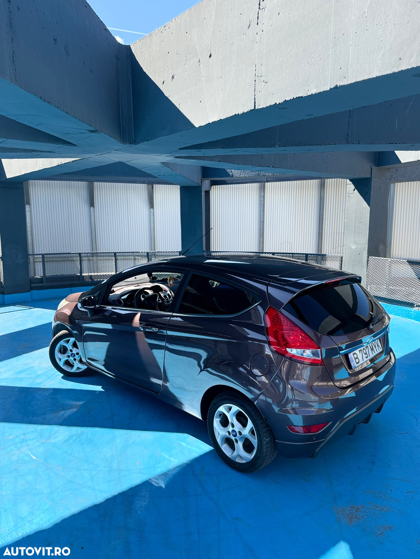 Ford Fiesta 1.4i Titanium - 14