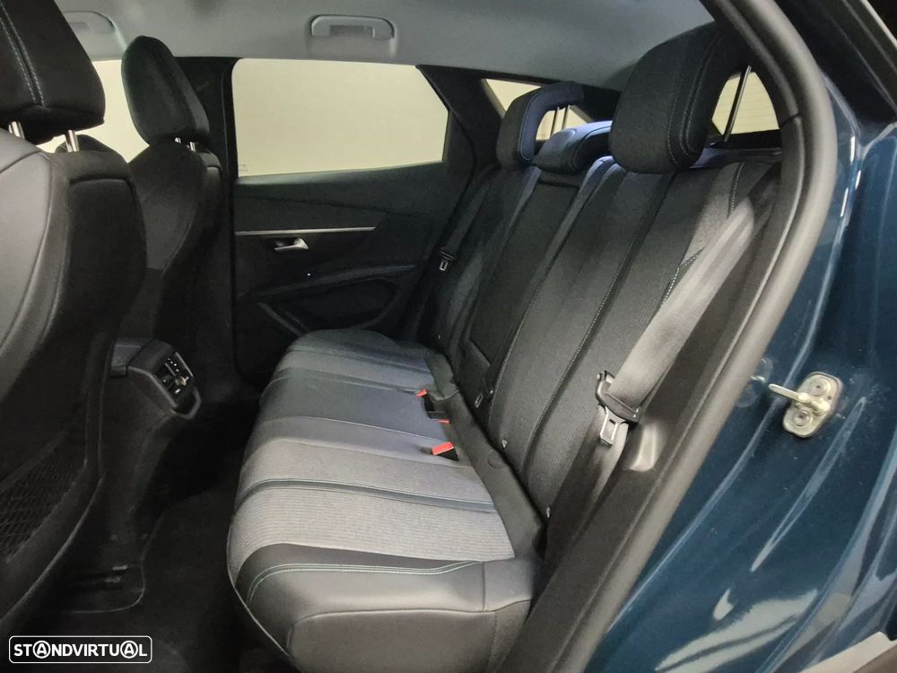Peugeot 3008 1.2 PureTech Allure Pack - 28