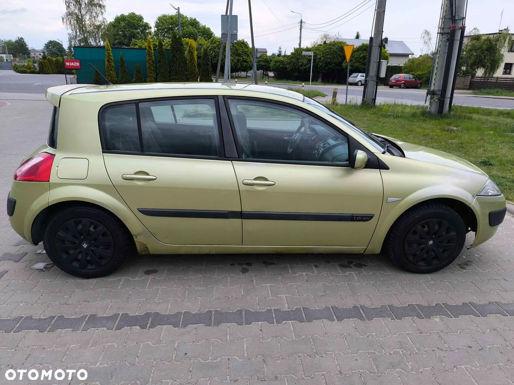 Renault Megane - 5