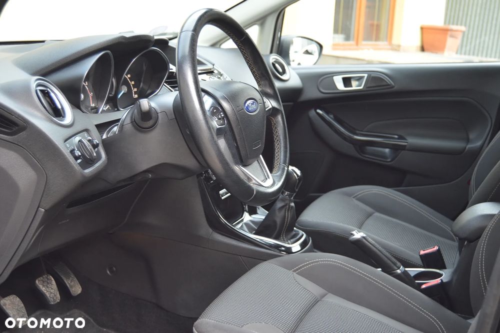 Ford Fiesta - 11